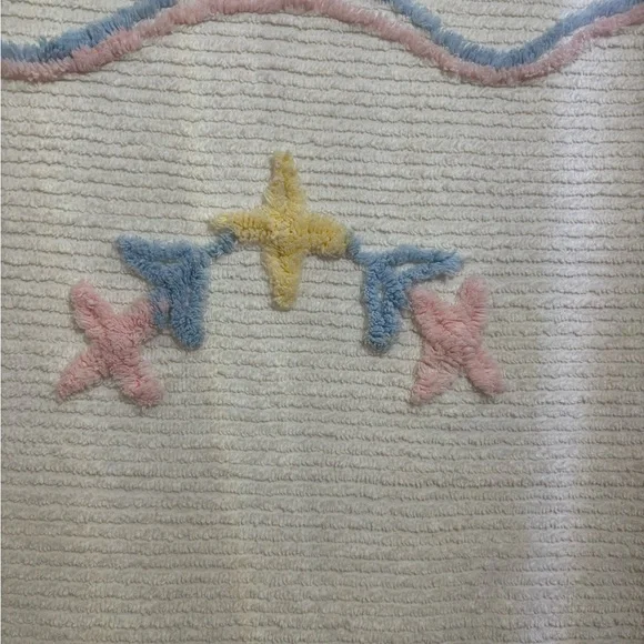 Vintage EUC chenille baby blanket/crib spread